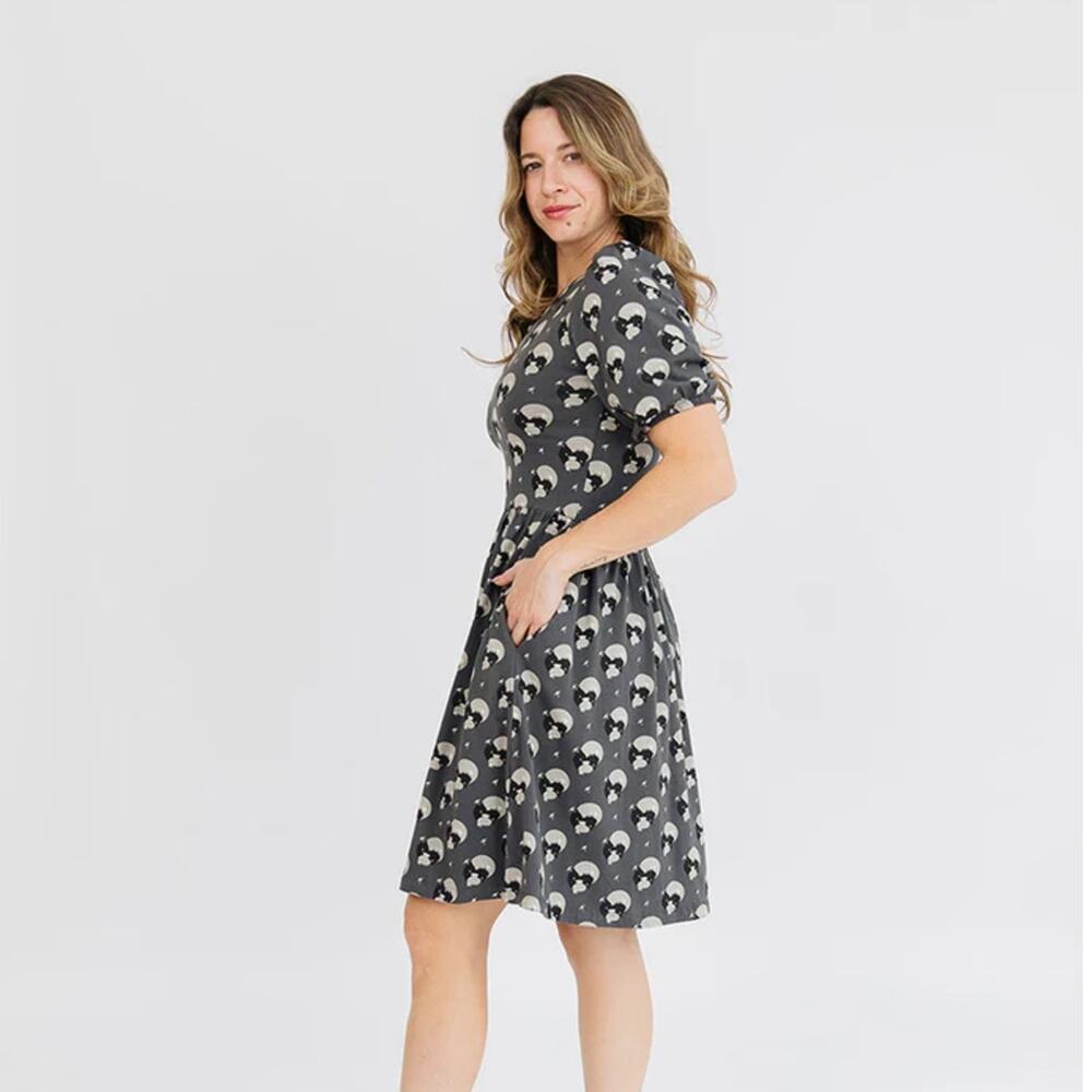 MATA TRADERS Inez Bubble Sleeve Dress Vase Cluster Graphite Gray Sz M NWT {E11}